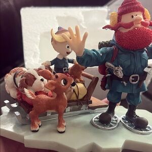 Rudolph and the Island of the misfit toys figures